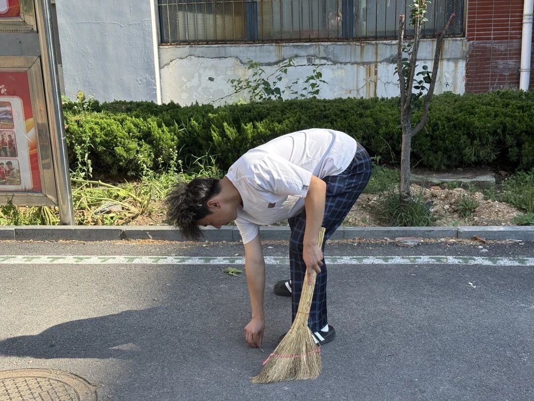 39169