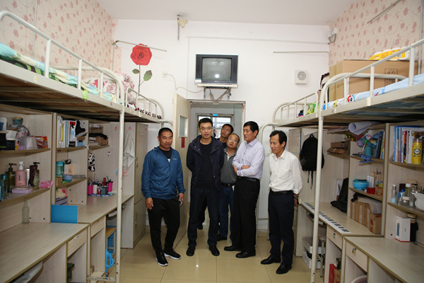 济南市教育局安全检查4.JPG